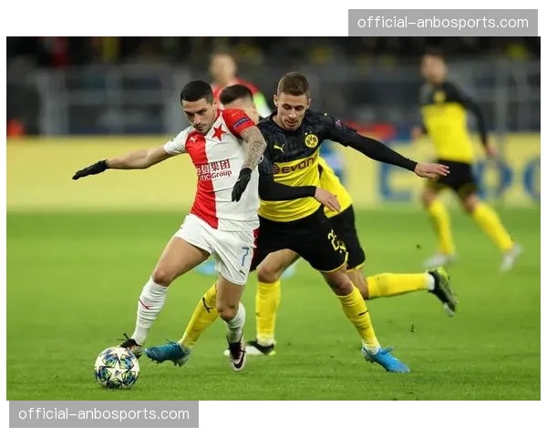 法甲联盟考虑引入“奢侈税”，限制顶级球队过度的转会支出